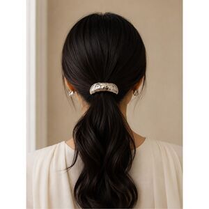 Luxury Boutique Silver Dome Pony Cuff Metal Hair Clip NWOT